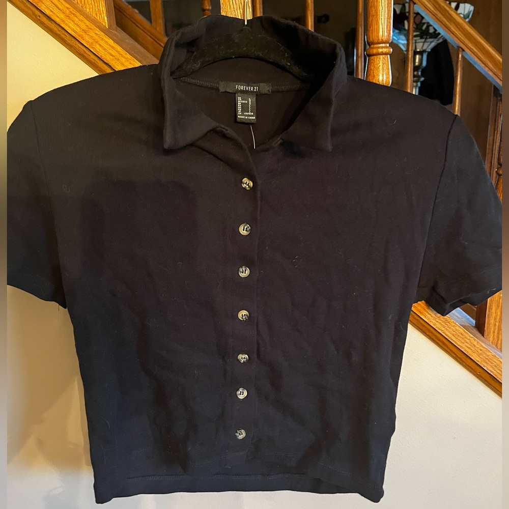 Black Forever 21 Polo style crop top, NWT